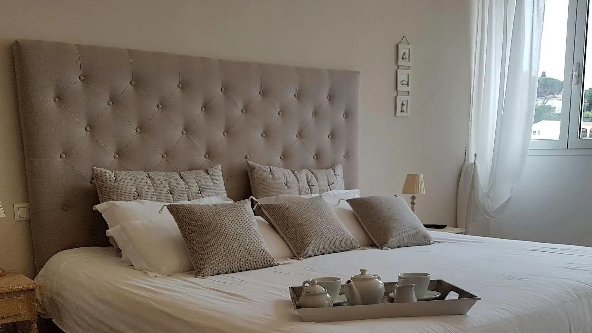 ***  Hotel La Fiancee Du Pirate Villefranche-sur-Mer France
