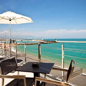 Hotel Azur